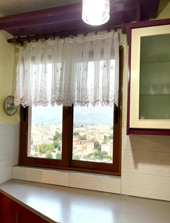 Blue Guesthouse Gjirokastër Eksteriør bilde